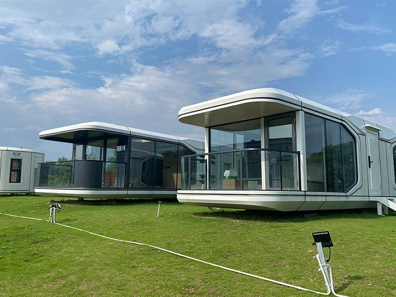 Space Capsule Mobile House (4)